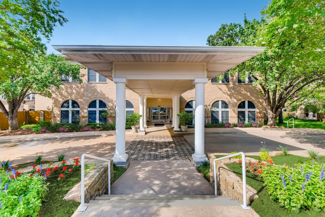 the-best-15-assisted-living-facilities-in-texas-seniorly